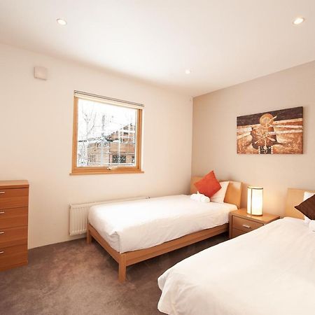 Avalon Apartman Kucsan Kültér fotó