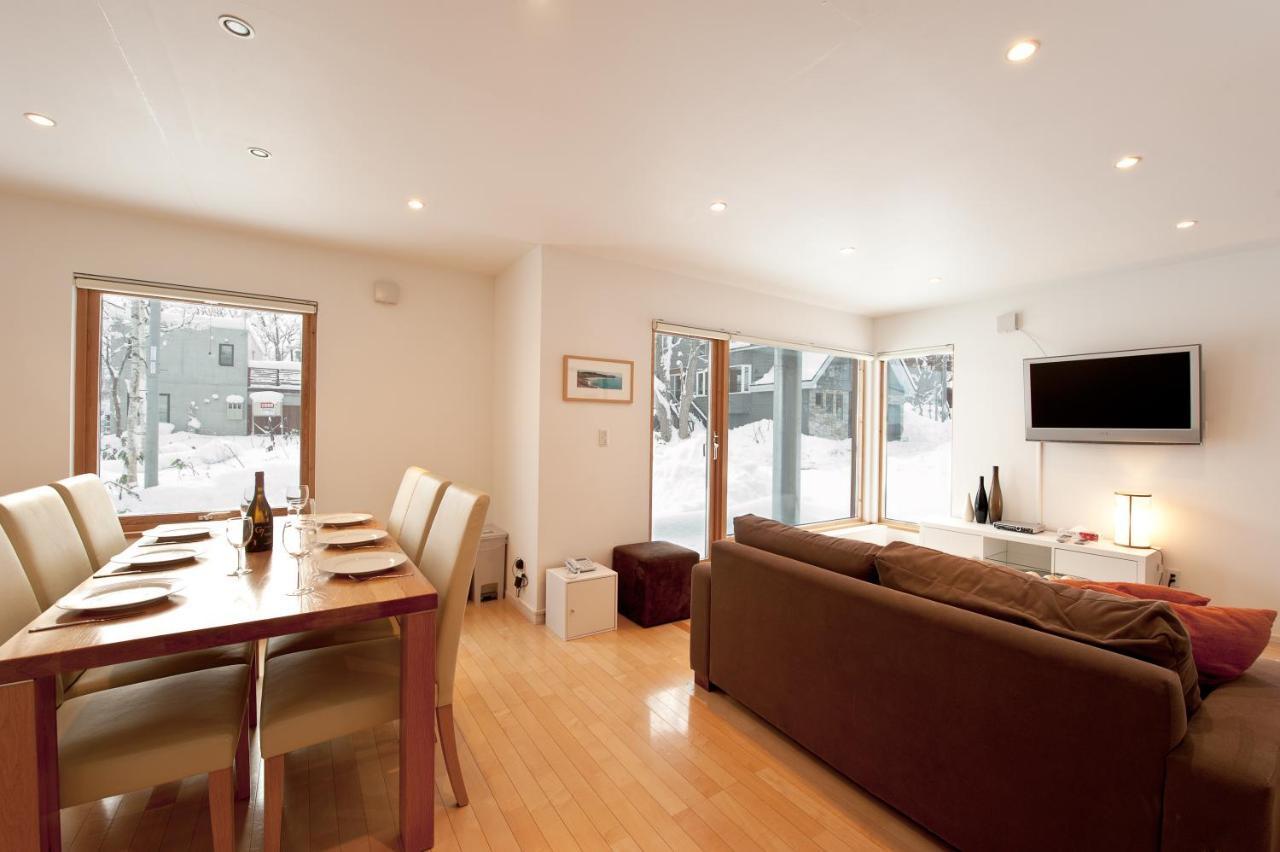 Avalon Apartman Kucsan Kültér fotó