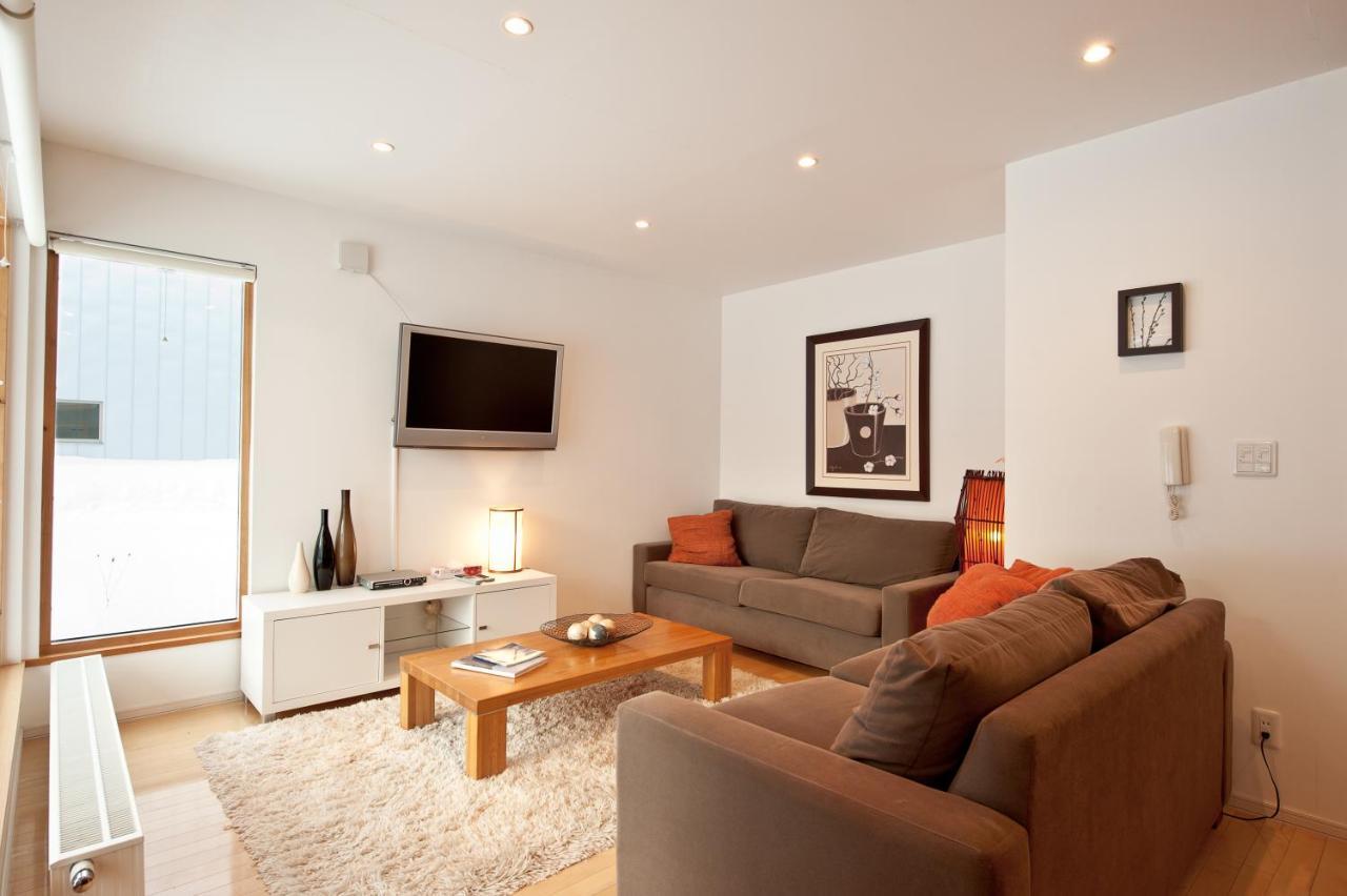 Avalon Apartman Kucsan Kültér fotó
